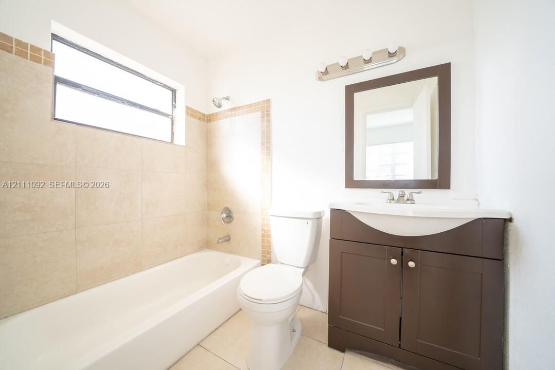 В аренду: $1,495 (1 спален, 1 ванн, 500 Квадратных фут)