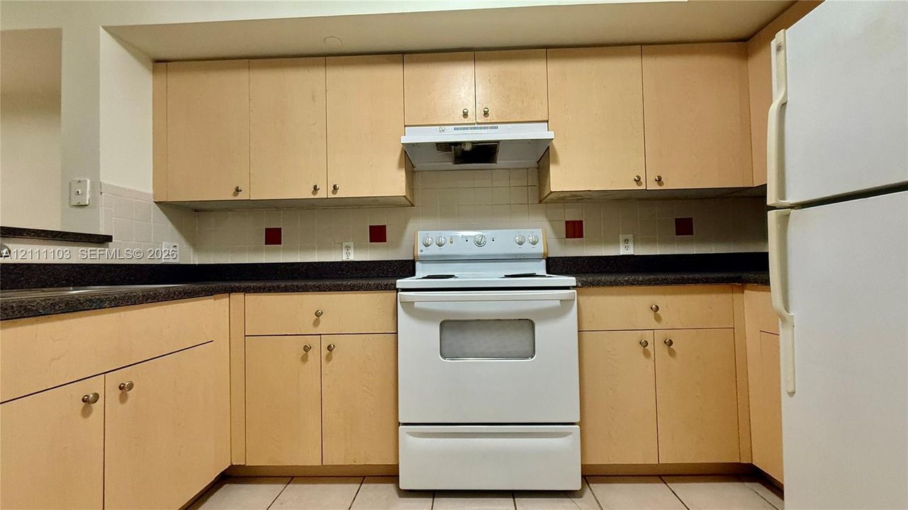 En Venta: $205,000 (3 camas, 2 baños, 1300 Pies cuadrados)