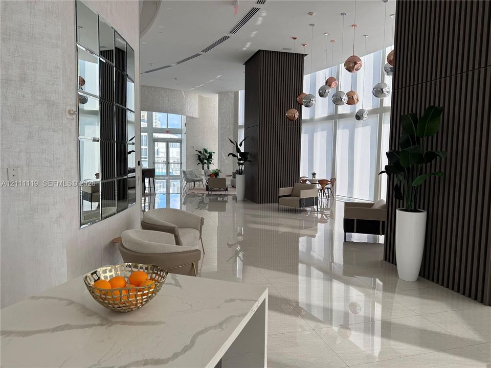 For Sale: $1,840,000 (3 beds, 3 baths, 2106 Square Feet)