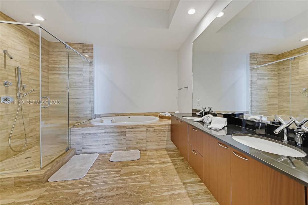 For Sale: $1,840,000 (3 beds, 3 baths, 2106 Square Feet)