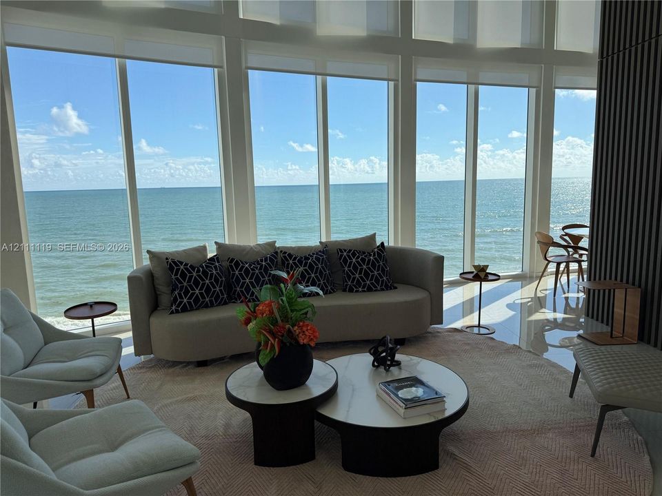 For Sale: $1,840,000 (3 beds, 3 baths, 2106 Square Feet)