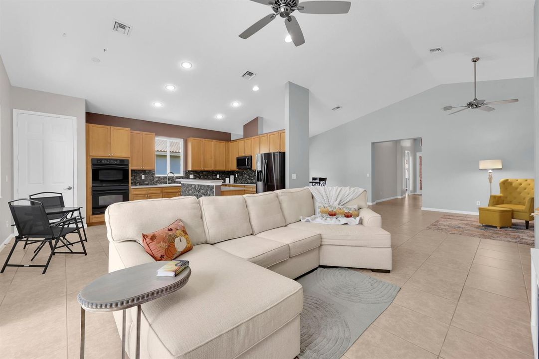Living Room / Kitchen View