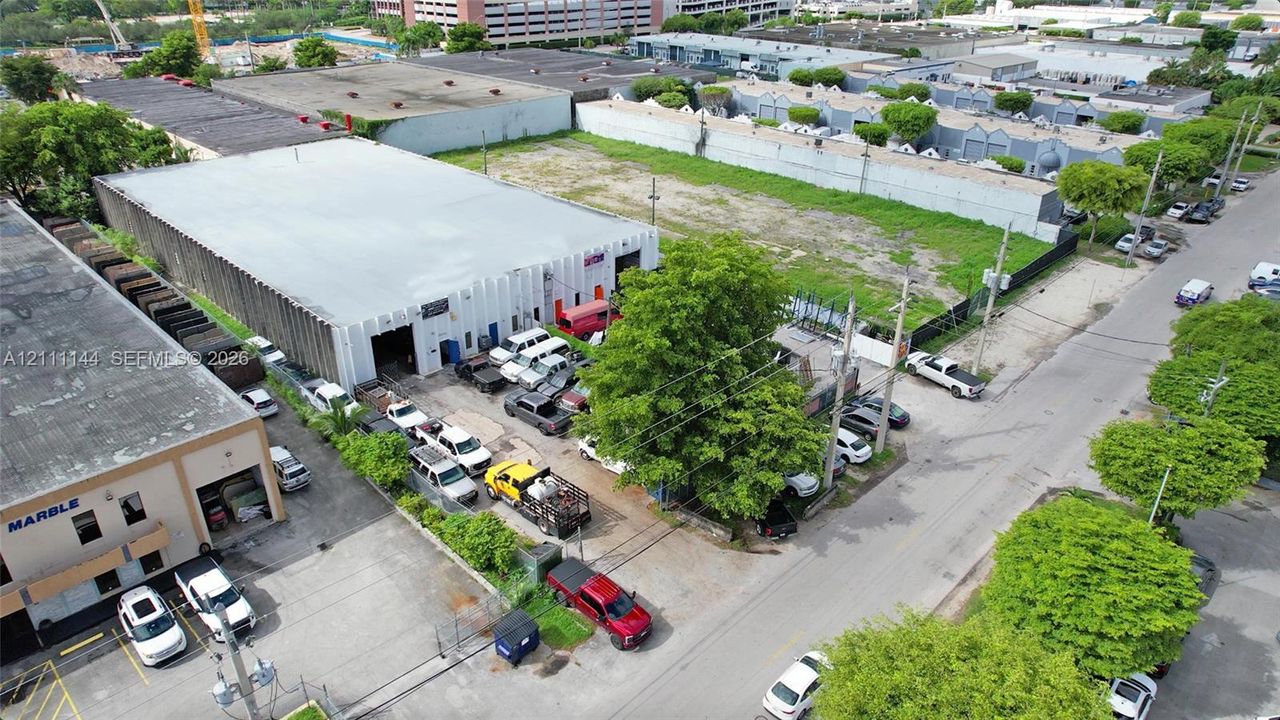 8230 NW 56 St