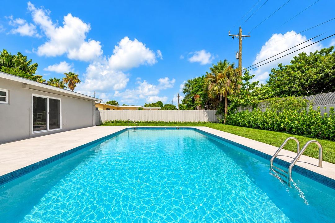 Pool Retreat (1)