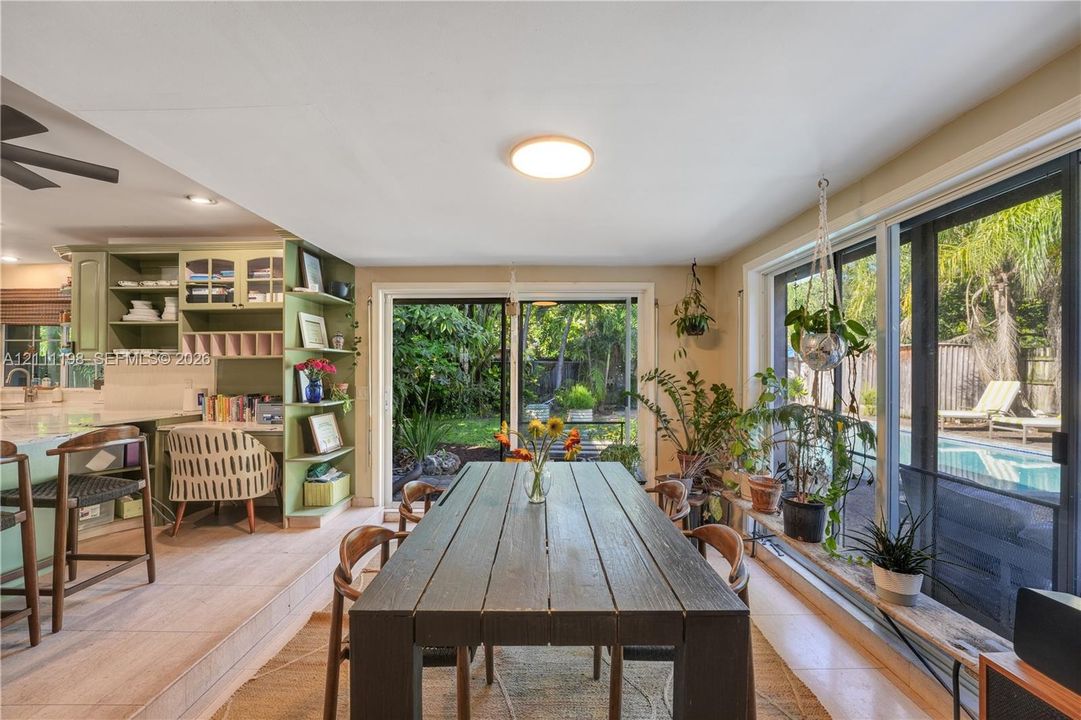 For Sale: $625,000 (3 beds, 2 baths, 1981 Square Feet)