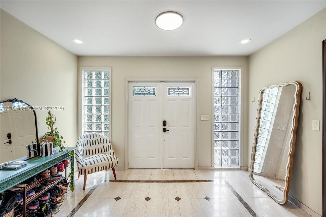 For Sale: $625,000 (3 beds, 2 baths, 1981 Square Feet)