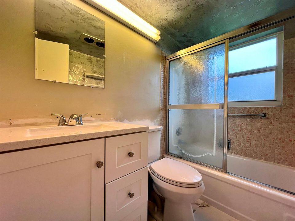Full Bath Bedford A