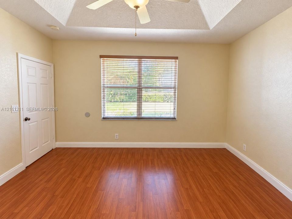 For Rent: $2,850 (3 beds, 2 baths, 1167 Square Feet)