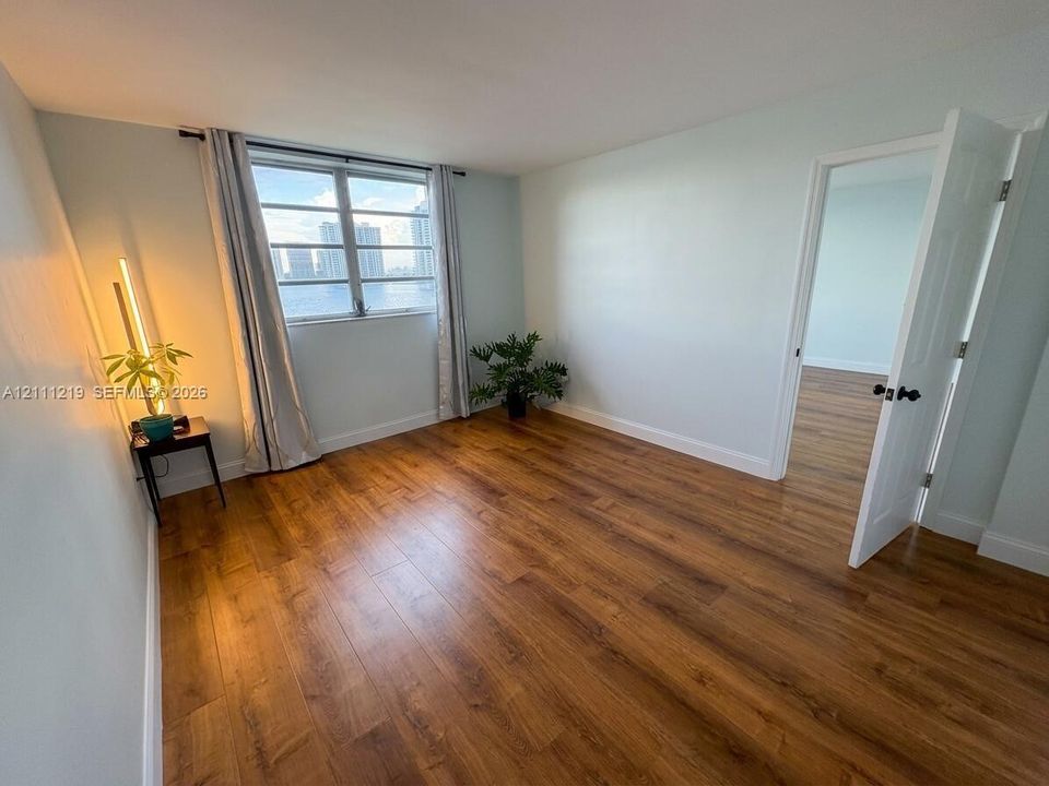 En Venta: $199,990 (1 camas, 1 baños, 768 Pies cuadrados)