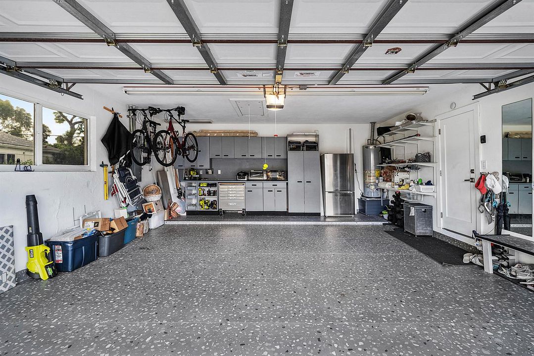 2 Car Garage