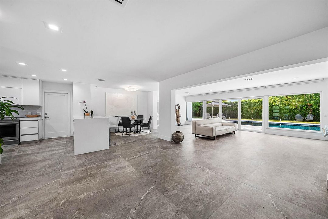 056-249GleneaglesDrive-LakeWorth-FL-3346