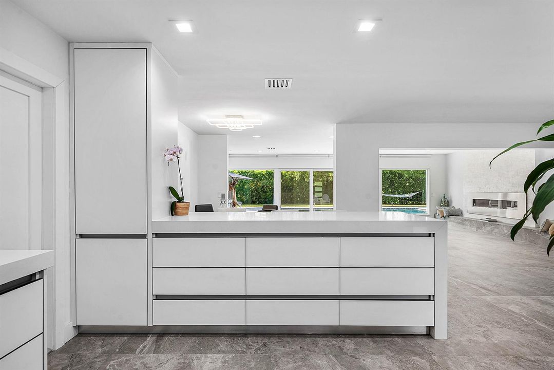 072-249GleneaglesDrive-LakeWorth-FL-3346