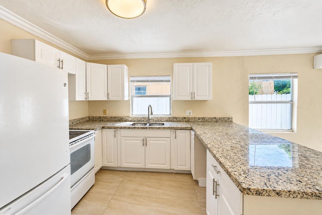 Bright Modern Granite Kitchen