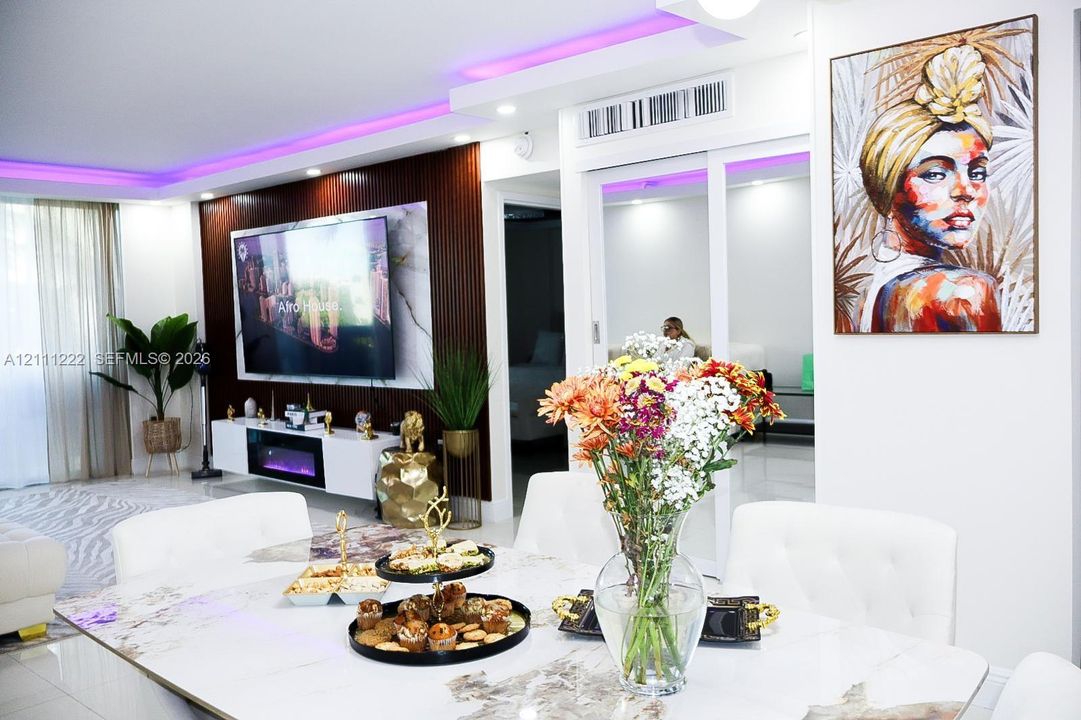 В аренду: $3,500 (1 спален, 1 ванн, 810 Квадратных фут)