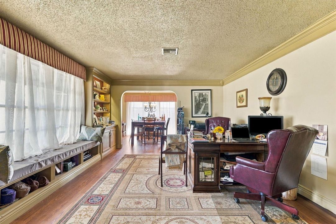 1-web-or-mls-12_office