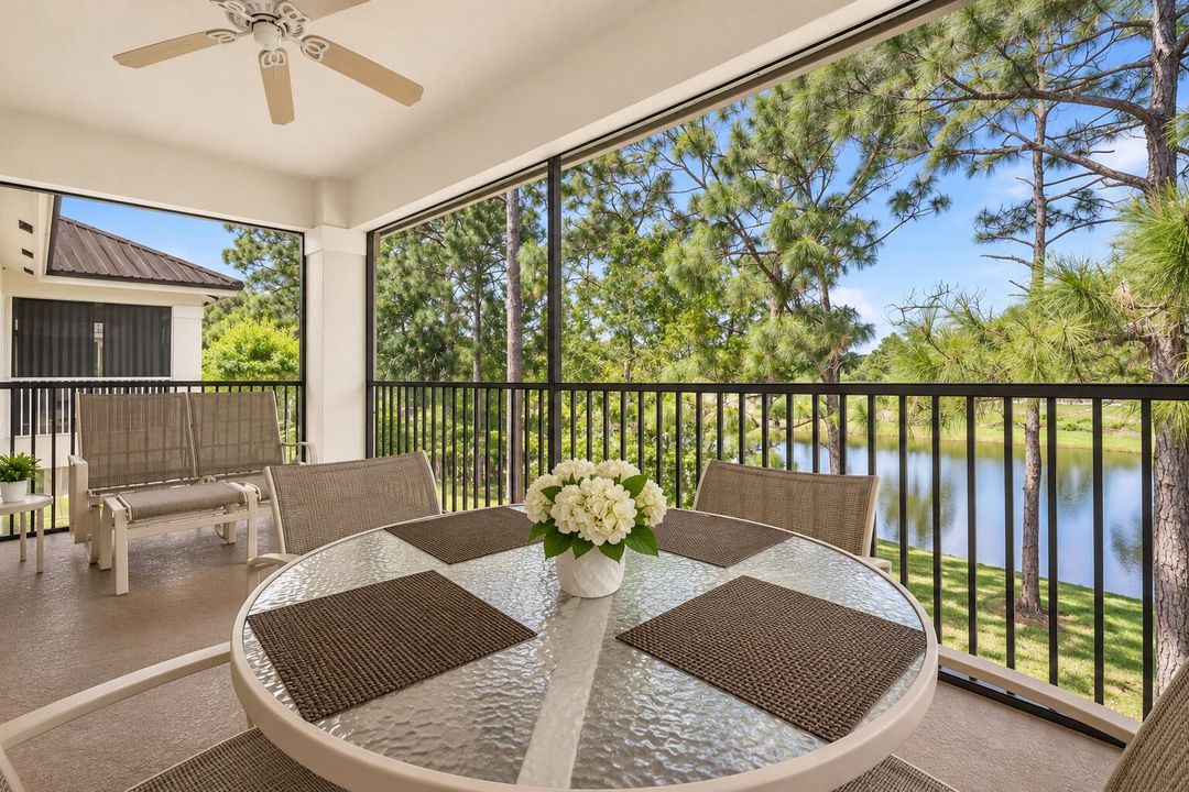 Screened & Covered Patio - Updated Rende