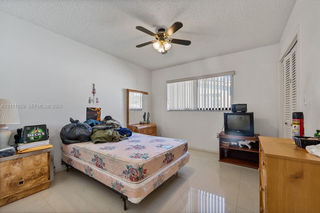 For Sale: $699,000 (3 beds, 2 baths, 1875 Square Feet)