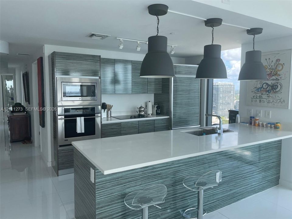 Stunning, modern kitchen.