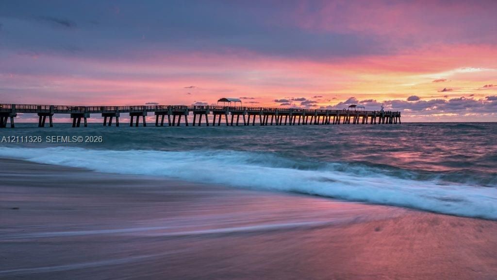Lake Worth Beach pier at sunrise.