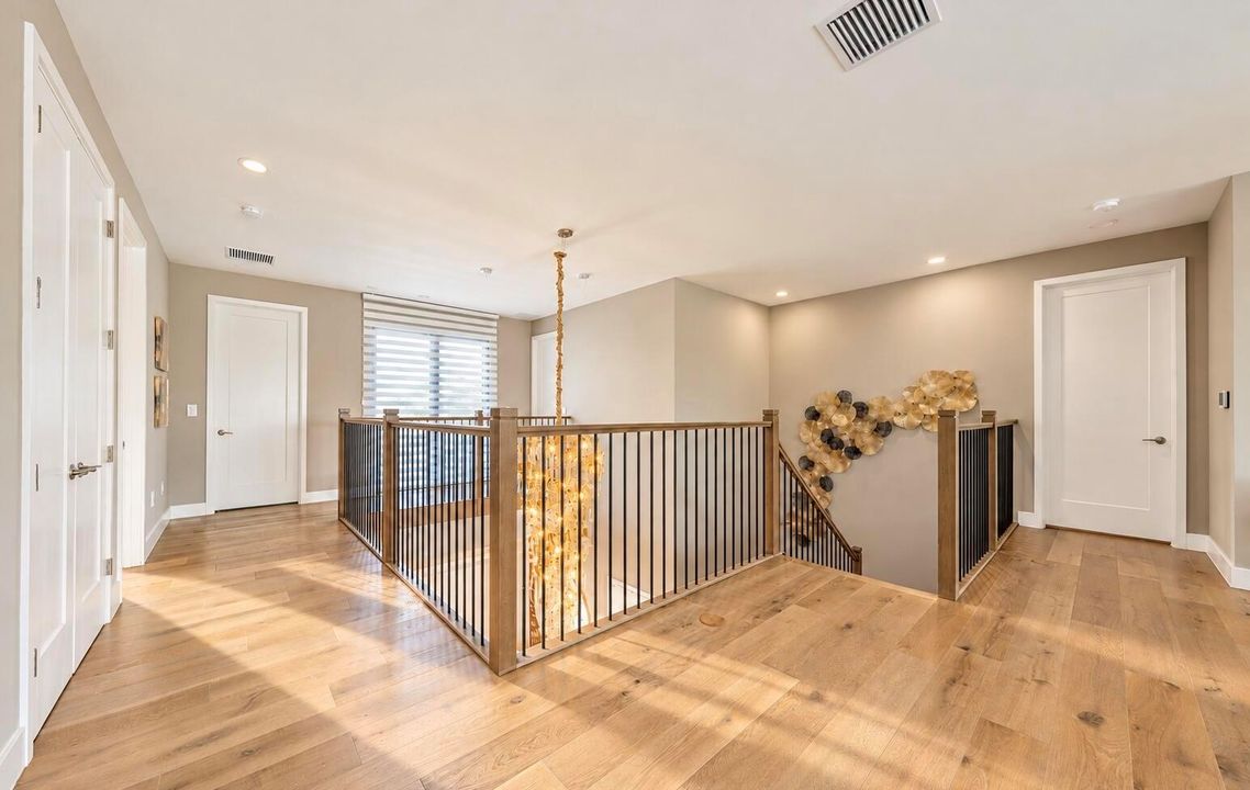 065_loft