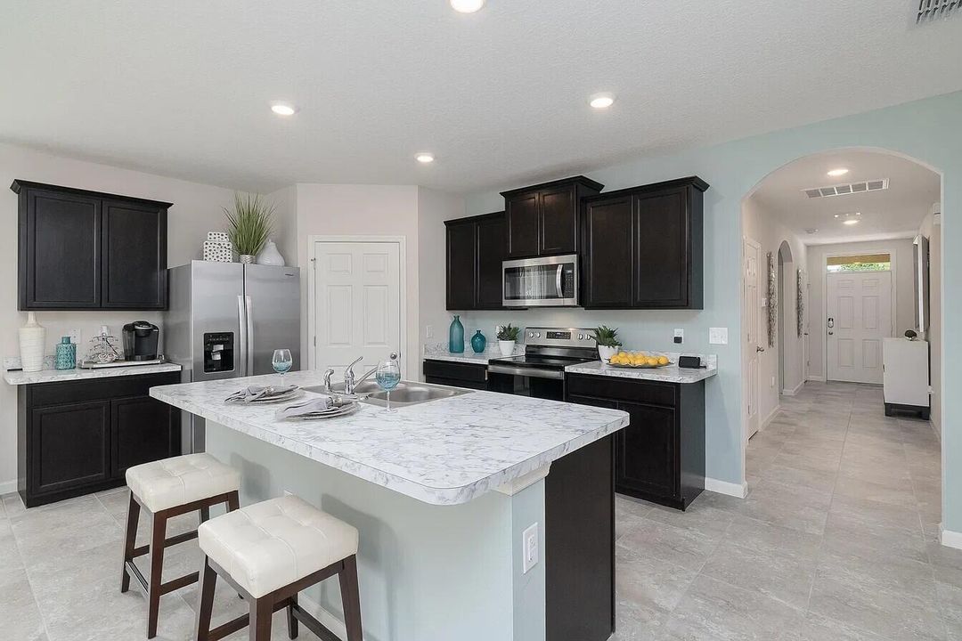 Kitchen - 1009 SW Di Lido