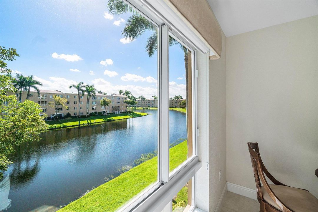 018-12540MajestyCircle-BoyntonBeach-FL-3