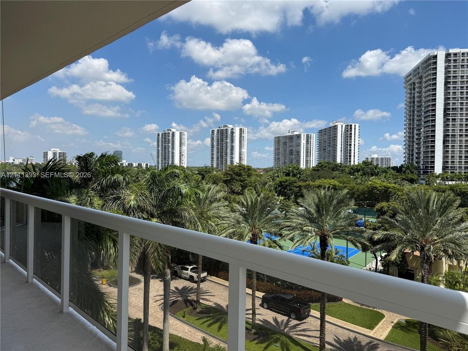 For Rent: $4,700 (3 beds, 2 baths, 1480 Square Feet)