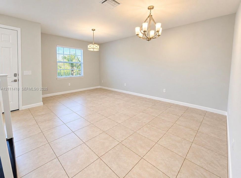 For Rent: $3,200 (3 beds, 2 baths, 1506 Square Feet)
