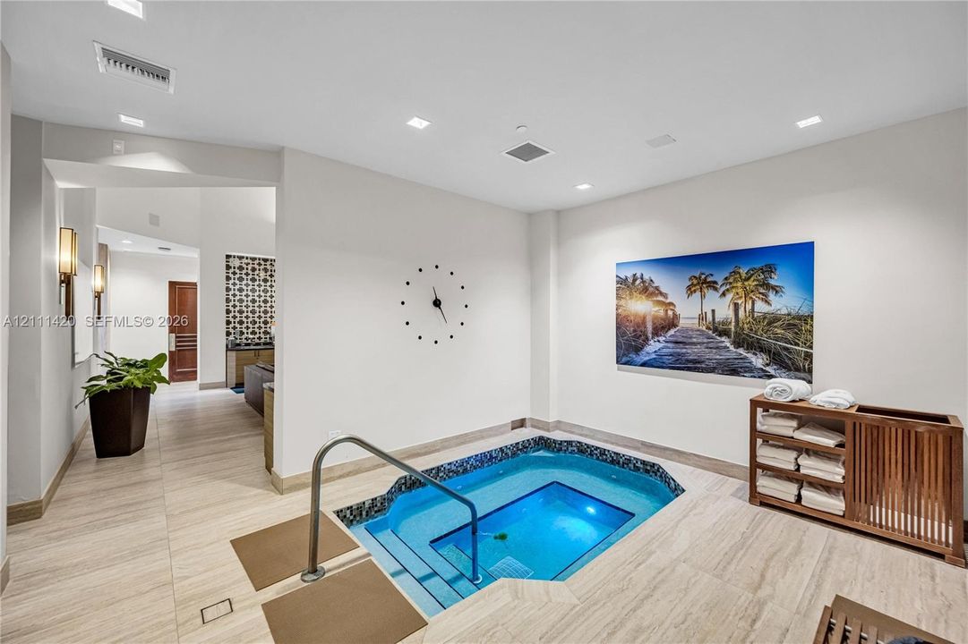 For Sale: $3,000,000 (3 beds, 3 baths, 2960 Square Feet)