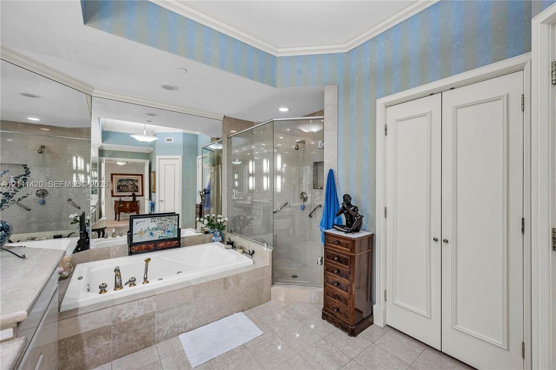 For Sale: $3,000,000 (3 beds, 3 baths, 2960 Square Feet)