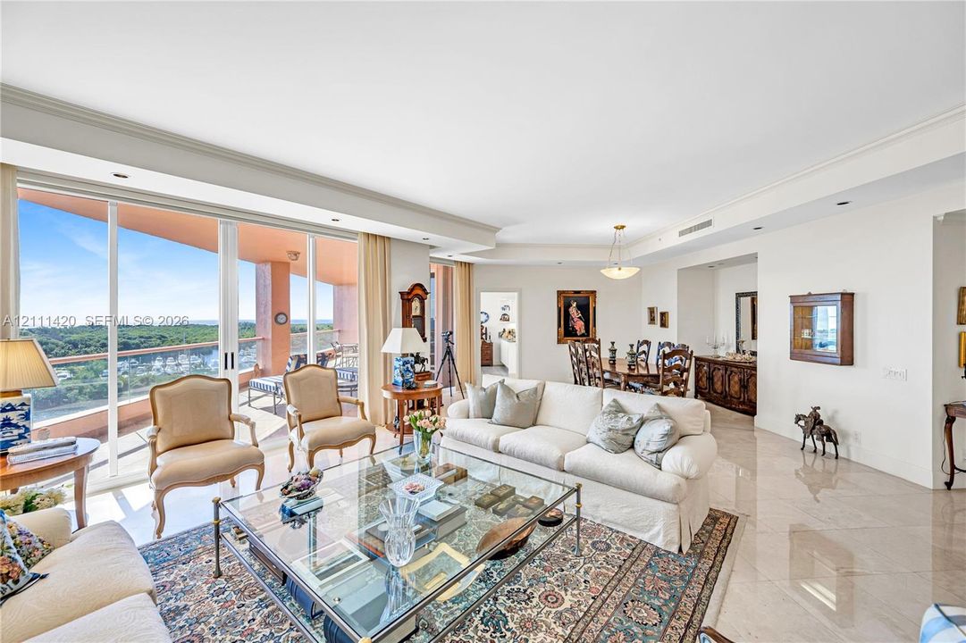 For Sale: $3,000,000 (3 beds, 3 baths, 2960 Square Feet)