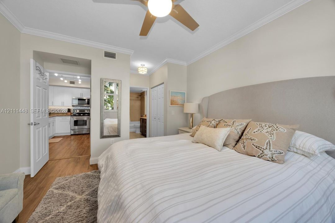 En Venta: $429,900 (2 camas, 2 baños, 1120 Pies cuadrados)