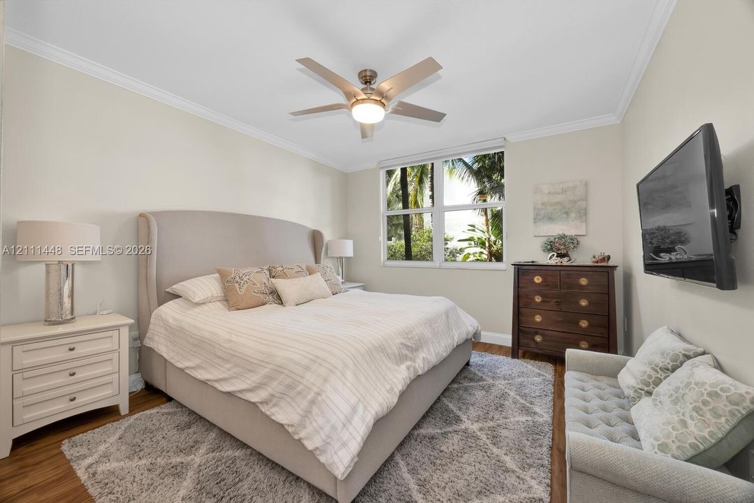 En Venta: $429,900 (2 camas, 2 baños, 1120 Pies cuadrados)
