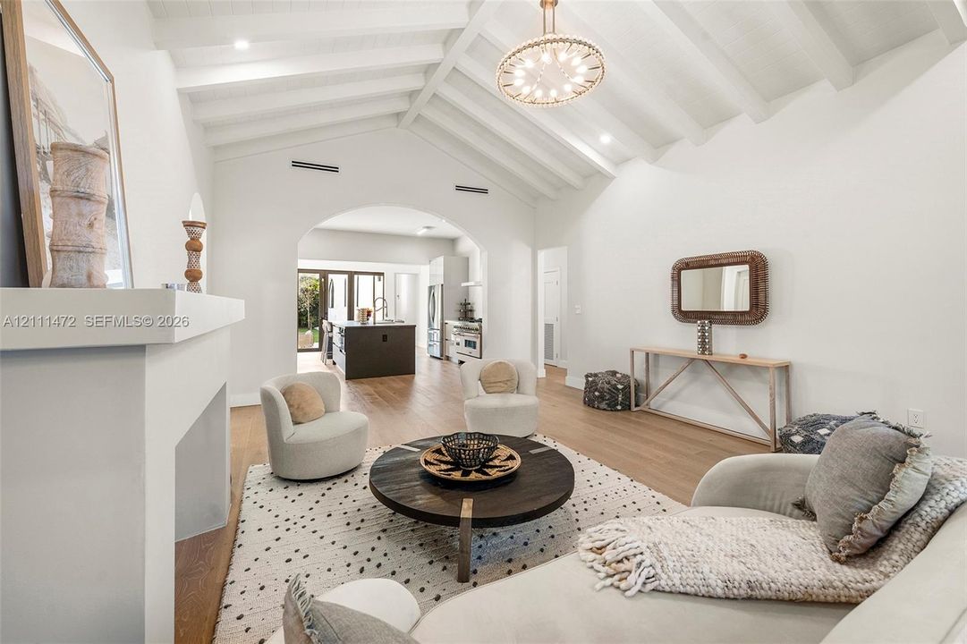 For Sale: $3,600,000 (5 beds, 5 baths, 2646 Square Feet)
