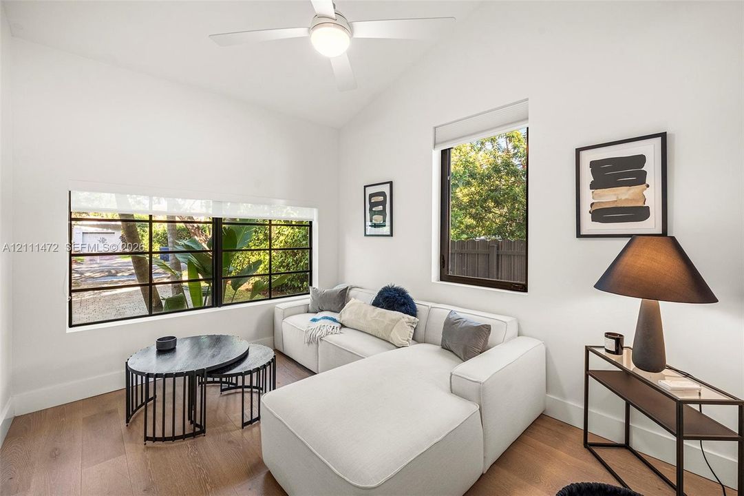 For Sale: $3,600,000 (5 beds, 5 baths, 2646 Square Feet)