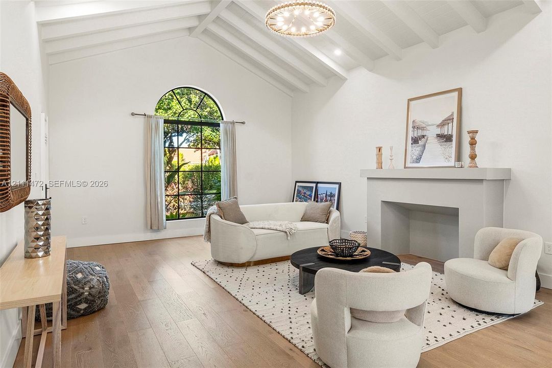 For Sale: $3,600,000 (5 beds, 5 baths, 2646 Square Feet)