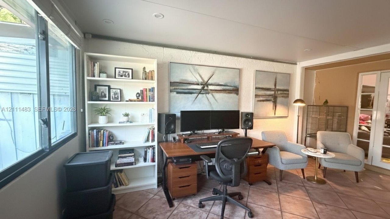 For Rent: $3,800 (3 beds, 2 baths, 2382 Square Feet)