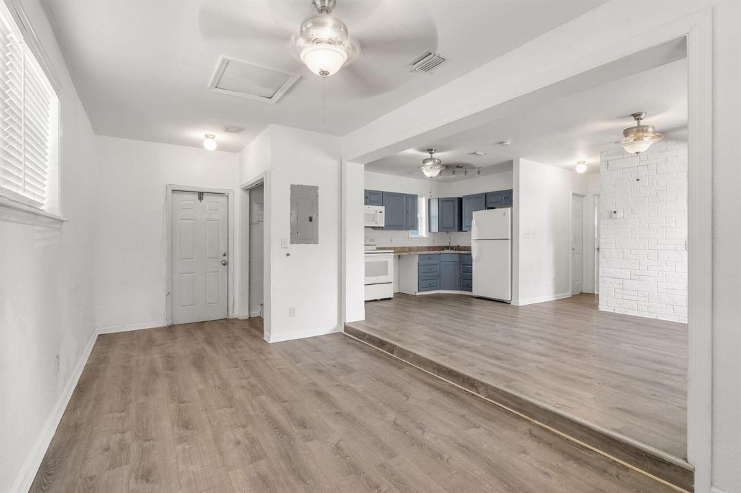 23-web-or-mls-880NW33Ter-23