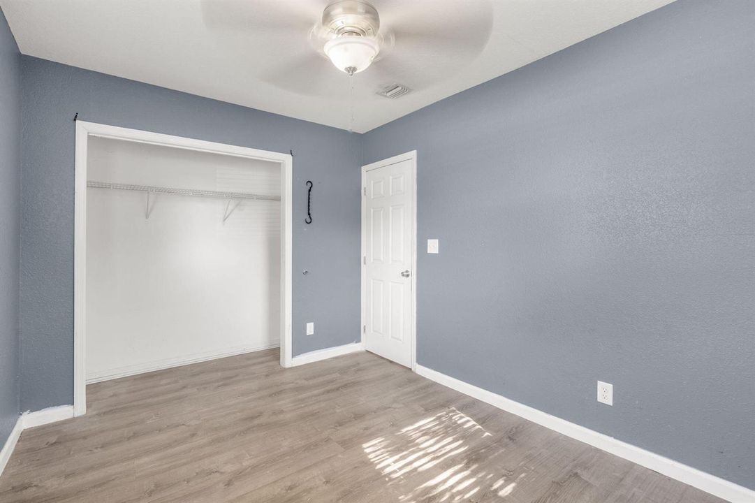28-web-or-mls-880NW33Ter-28