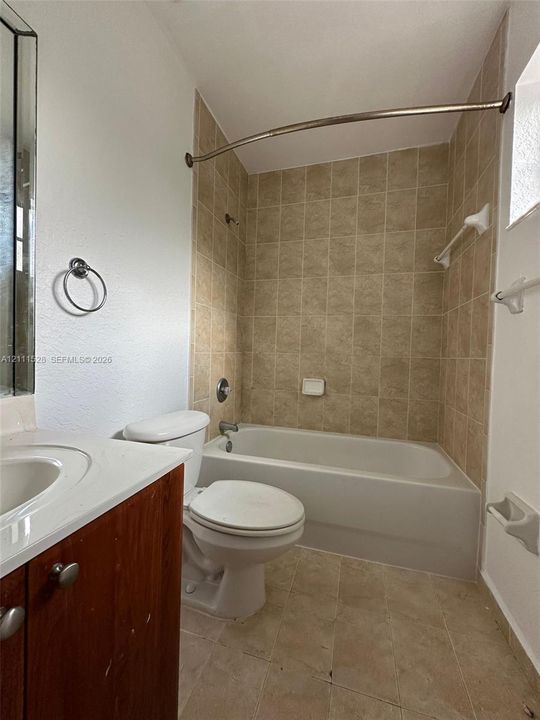 For Sale: $300,000 (3 beds, 2 baths, 1527 Square Feet)