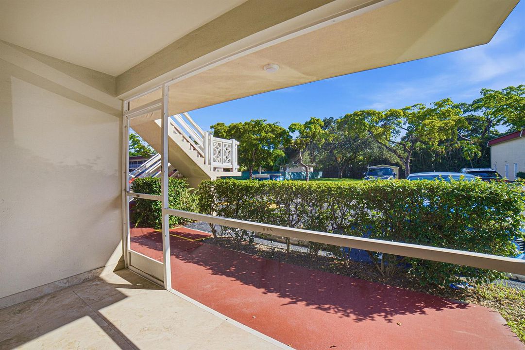 12-Patio-B