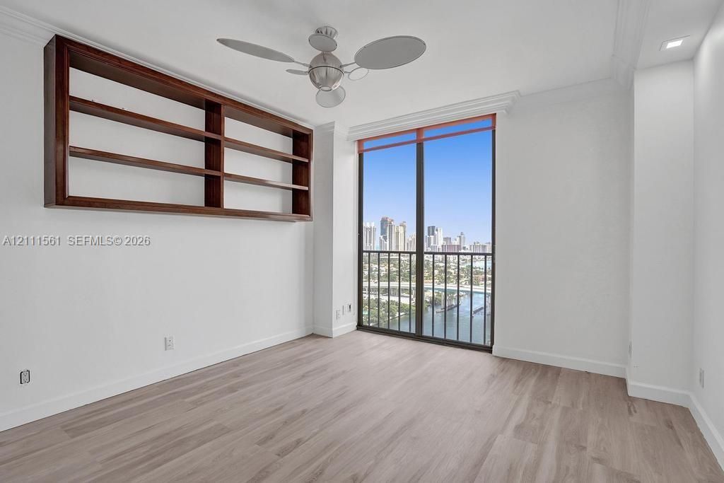 For Sale: $675,000 (2 beds, 2 baths, 1522 Square Feet)