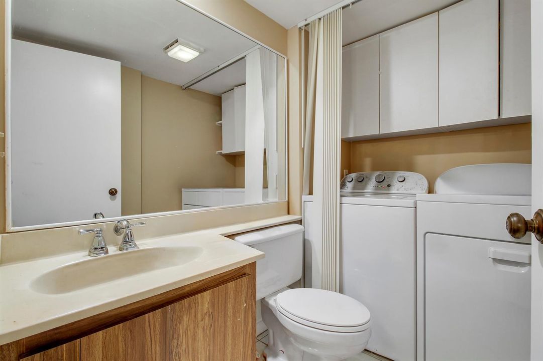 Laundry/Half bath