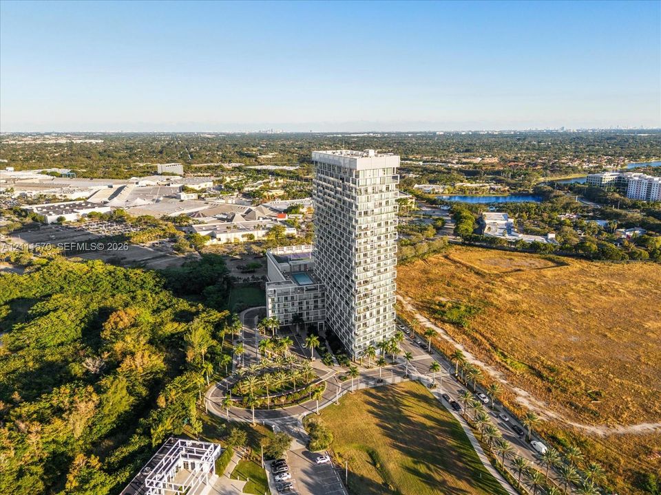 На продажу: $599,000 (2 спален, 2 ванн, 968 Квадратных фут)