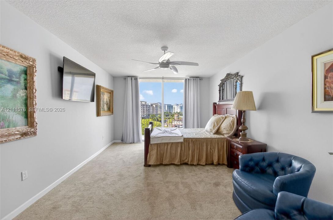 For Rent: $6,500 (2 beds, 2 baths, 1310 Square Feet)