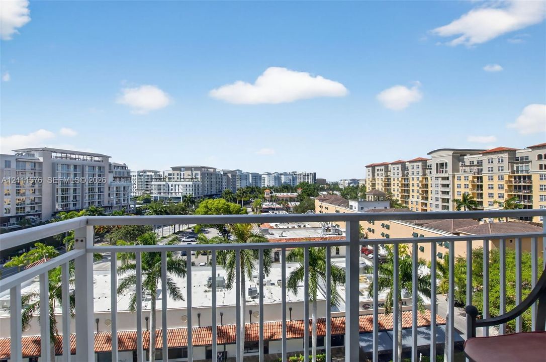 For Rent: $6,500 (2 beds, 2 baths, 1310 Square Feet)