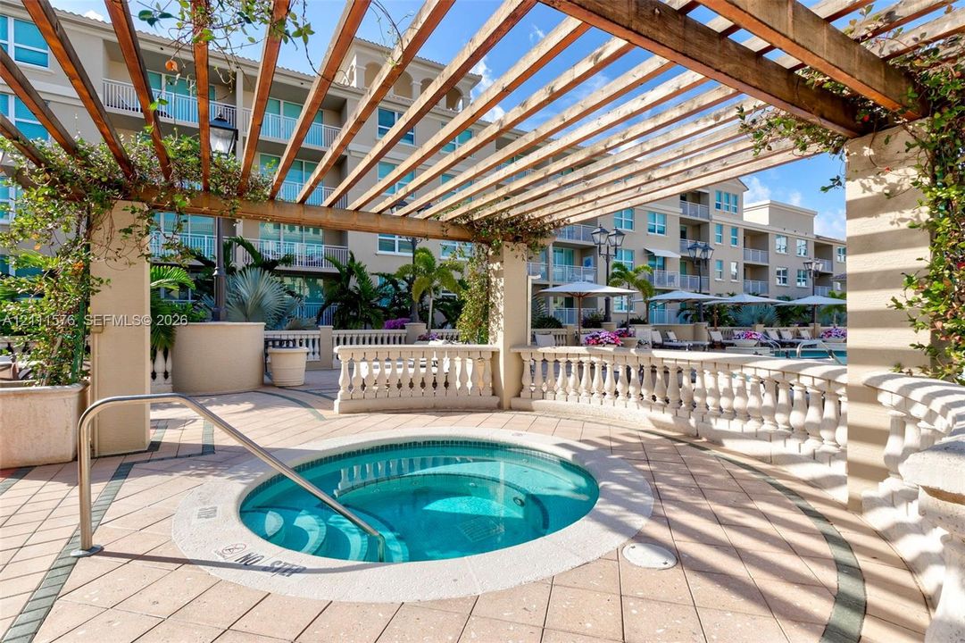 For Rent: $6,500 (2 beds, 2 baths, 1310 Square Feet)