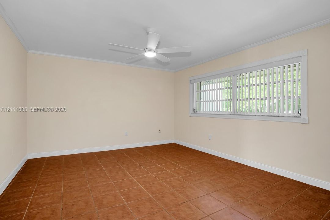 В аренду: $3,750 (3 спален, 2 ванн, 1470 Квадратных фут)