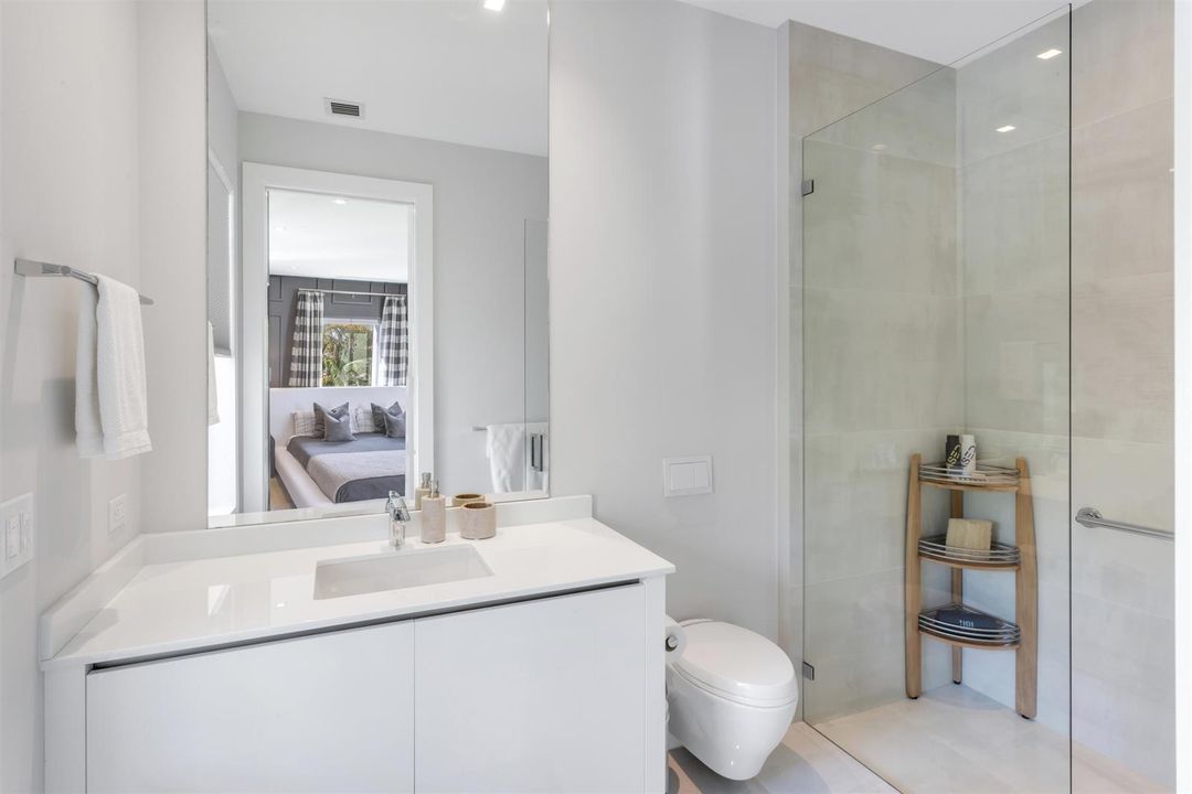 BATHROOM_2