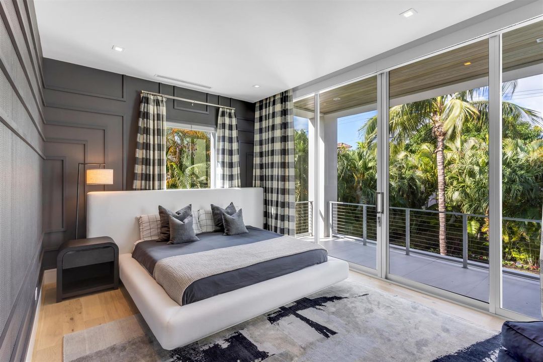 BEDROOM_3_ANGLE
